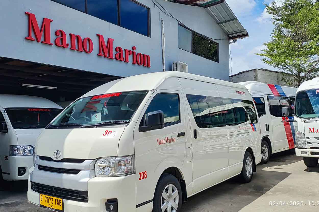 sewa mobil hiace di pull cakung, jakarta