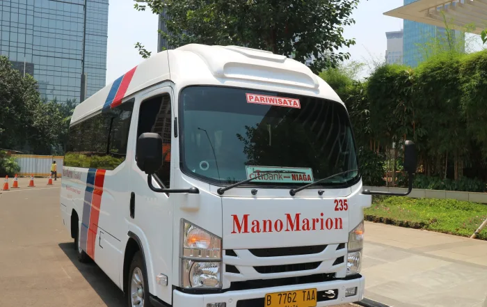 Sewa Elf di Jakarta untuk antar jemput