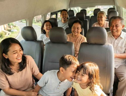 Liburan Rombongan Jadi Lebih Santai? Ini Alasan Banyak Keluarga Pilih Sewa Elf