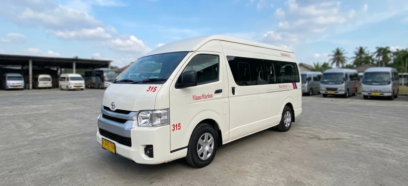 Sewa Hiace interior 15 seat Mano Marion transport